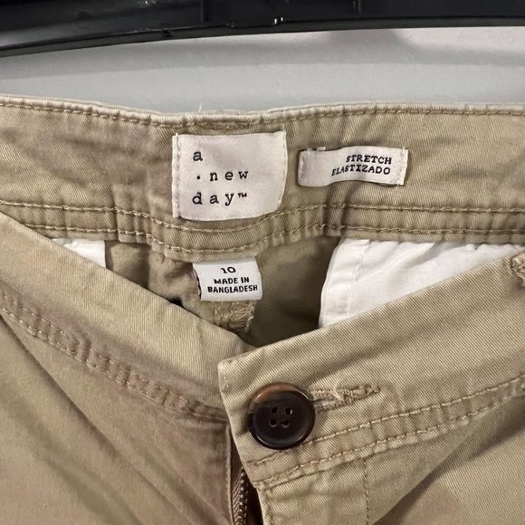 Women's Khakis - Picture 3 of 3